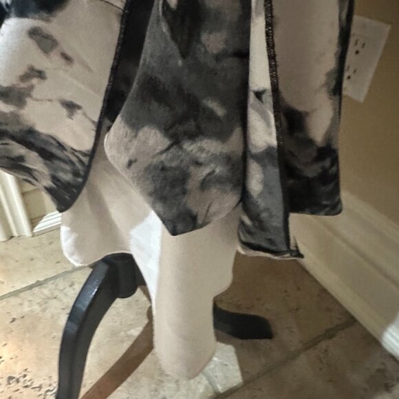 Aritzia Wilfred Abstract Print Myosotis Dress - Picture 5 of 5